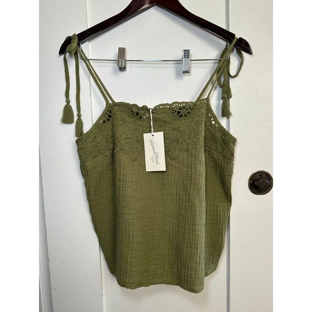 Universal Thread Olive Green Embroidered Gauze Tank Top Size Large NWT